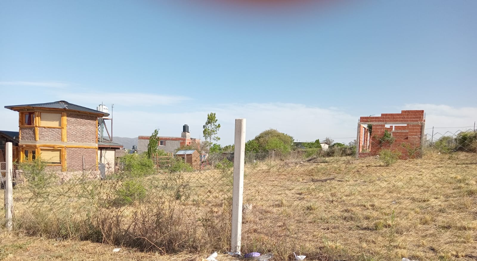 Hermoso TERRENO C/ CASA EN CONSTRUCCIÓN EN VENTA   - Imagen 3